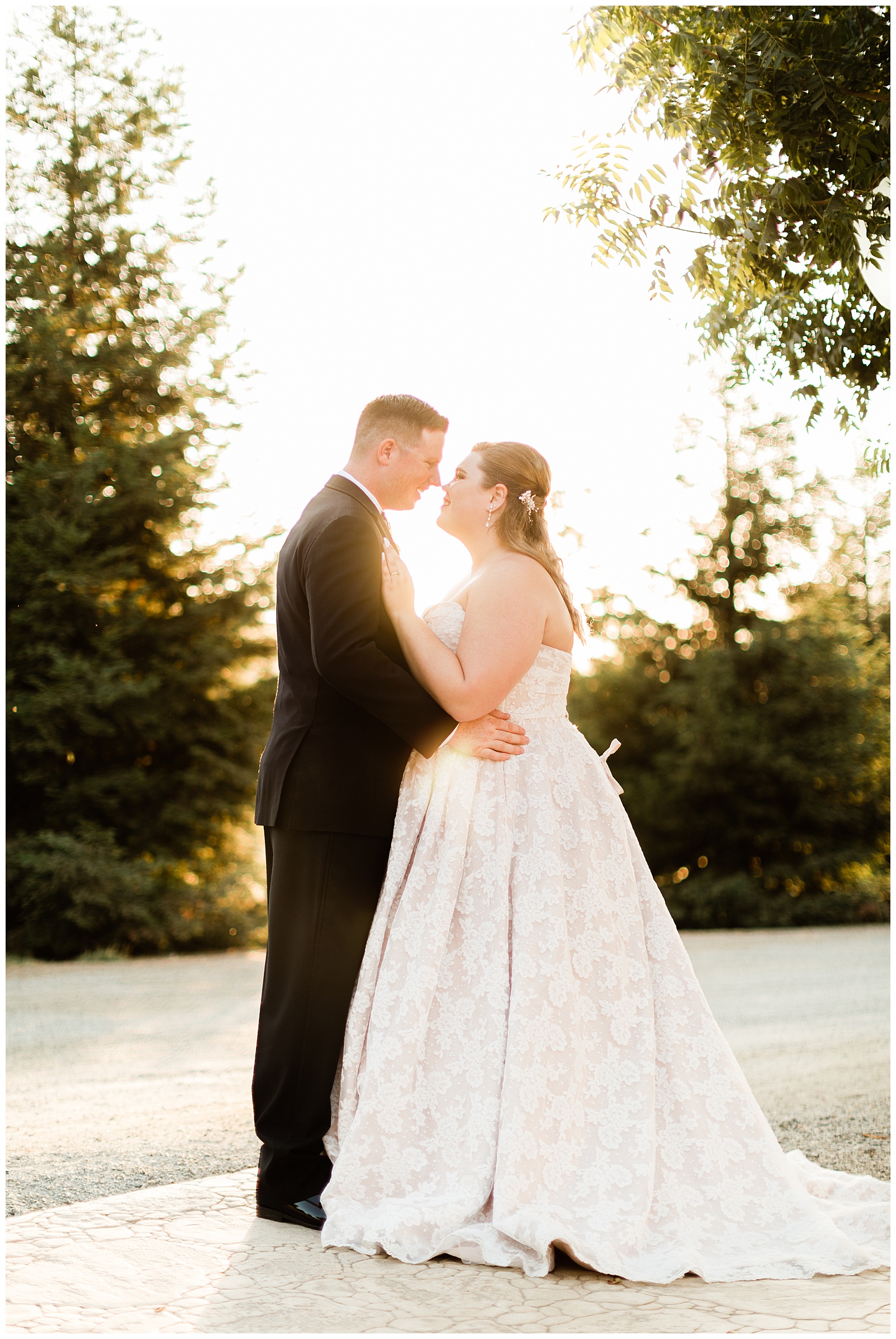 bride and groom sunset photo shoot at wonder valley ranch a fresno wedding venue