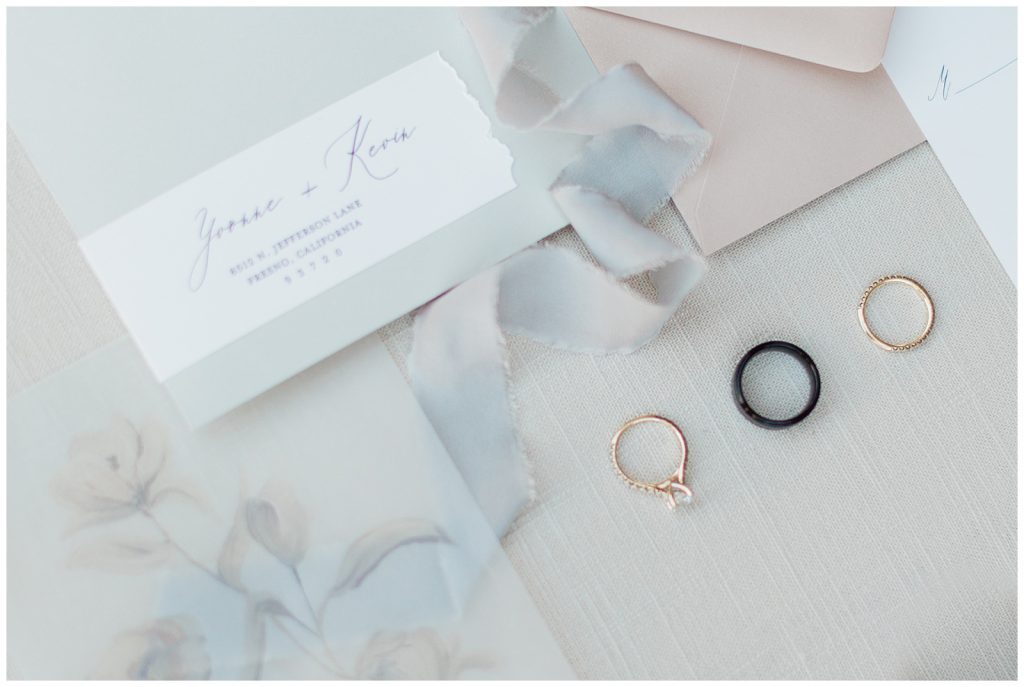 minimalistic wedding invitations