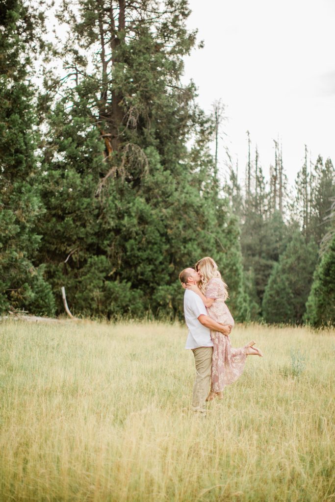 why-you-should-book-a-mini-session-megan-helm-photography-fresno-wedding-photographer