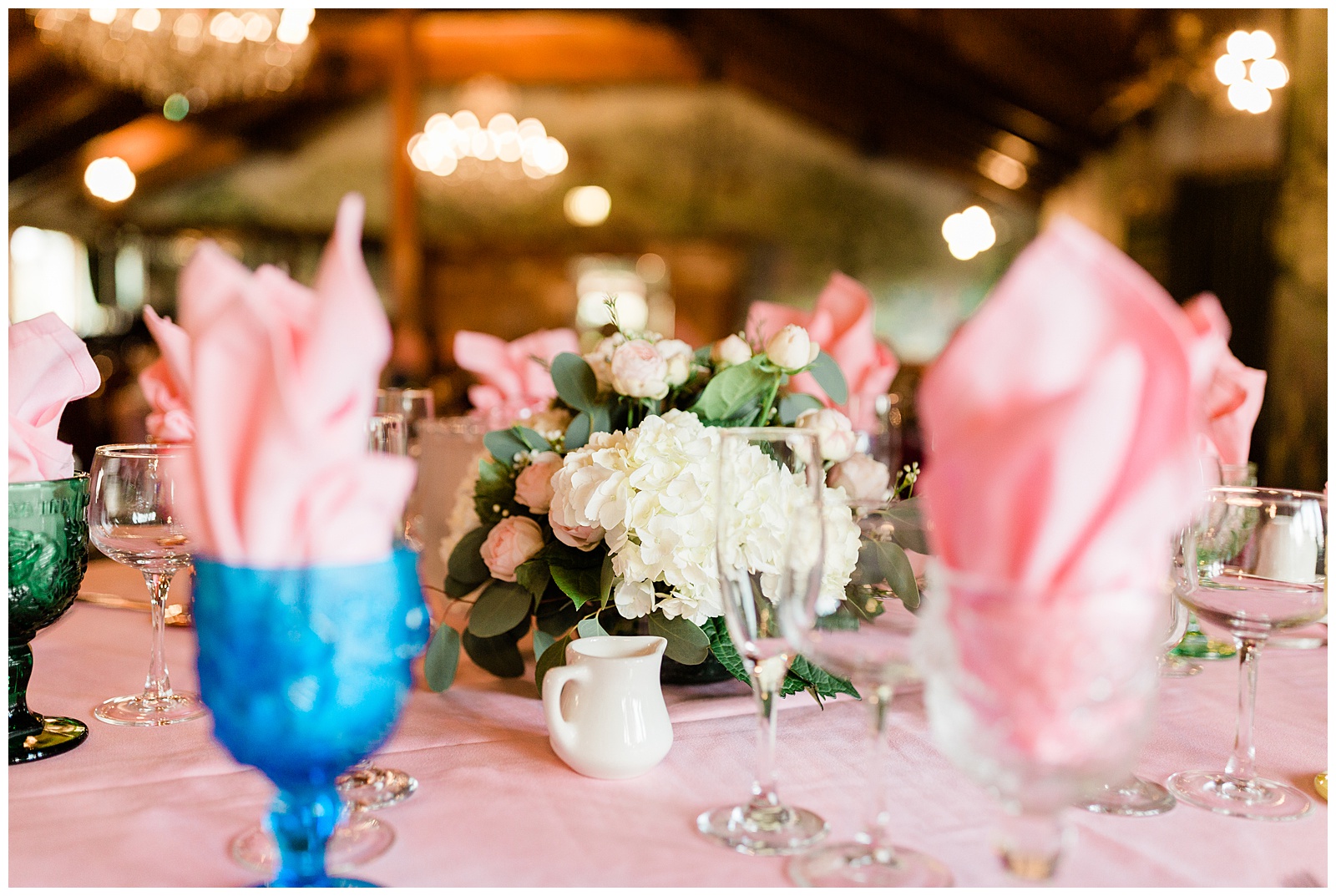 Pink and white decor at a Madonna Inn wedding reception