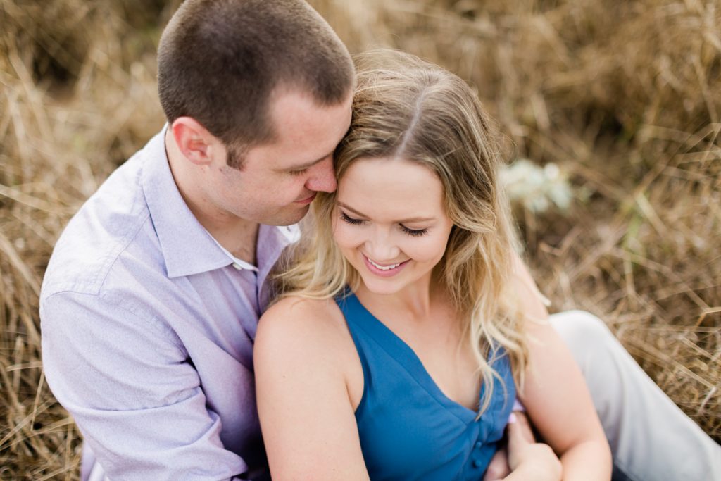 engagement photos in the dried grass at montana de oro 