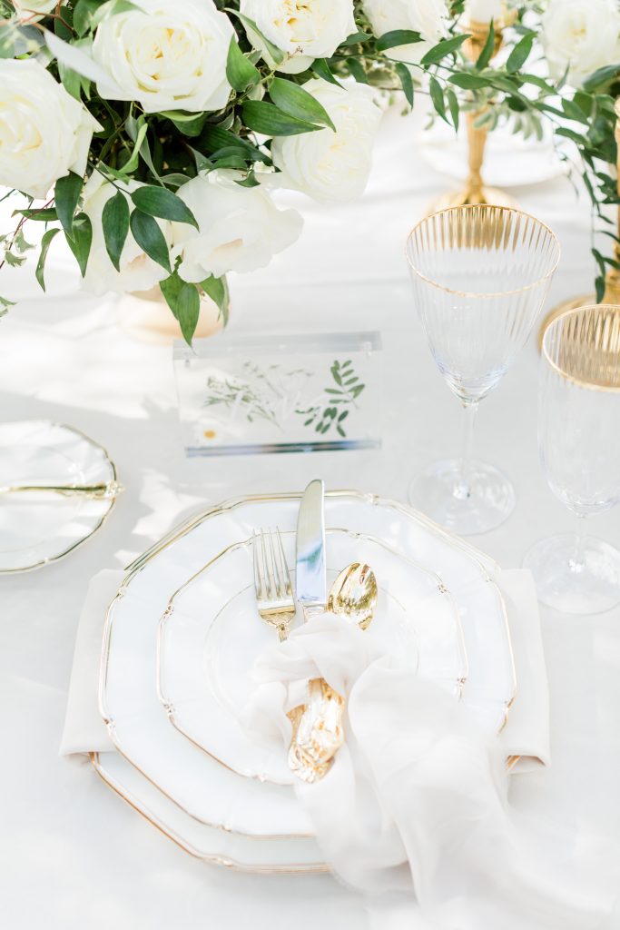 gold and white luxury table setting